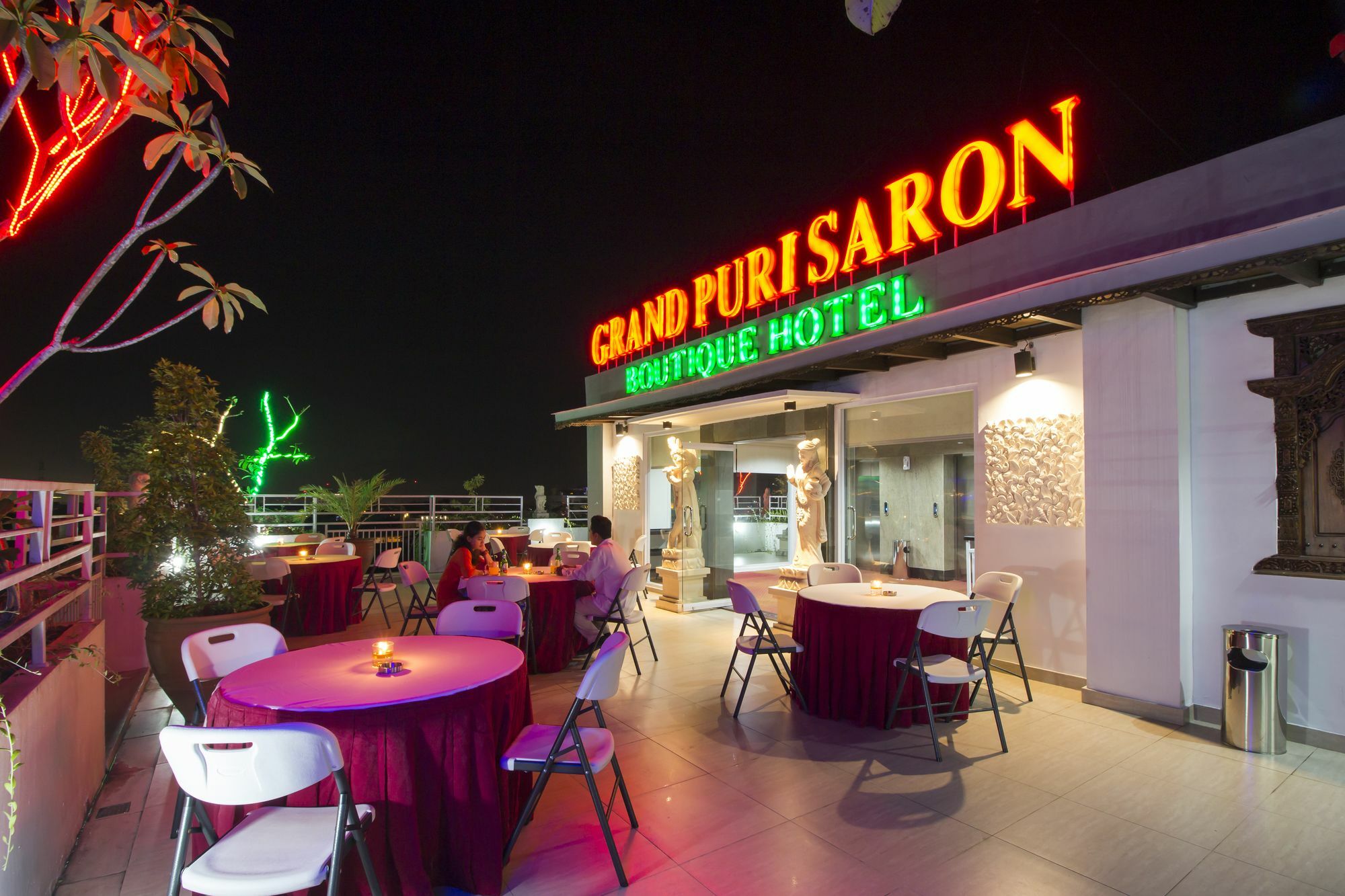 Grand Puri Saron Yogyakarta Ξενοδοχείο Εξωτερικό φωτογραφία